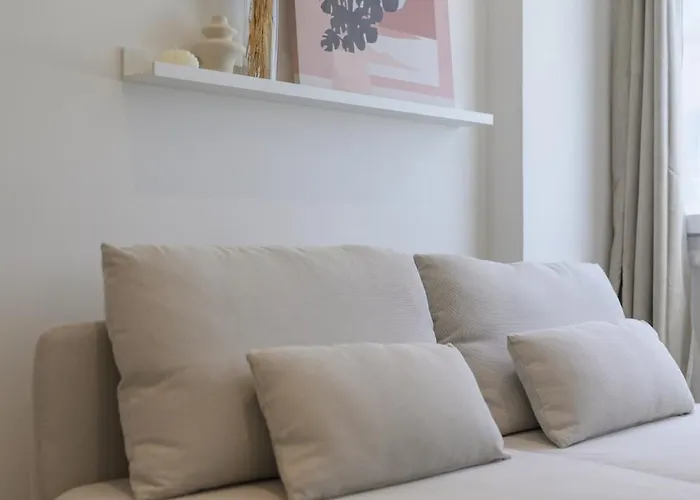 Spacieux Summer Getaway Ideal For 6 Nice